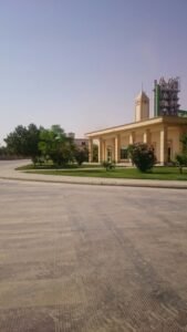 مساحات خضراء ومنزلية مصممة بجودة عالية من سنا الأندلس.